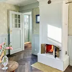 Thatched House With A View Of The Baltic Sea Hébergement de vacances Listed