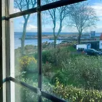 Thatched House With A View Of The Baltic Sea Hébergement de vacances